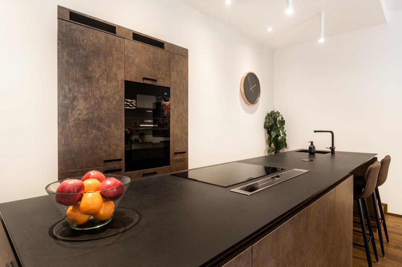 Luxury Prague Riverside Apartment 외부 사진