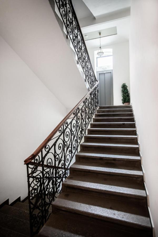 Luxury Prague Riverside Apartment 외부 사진